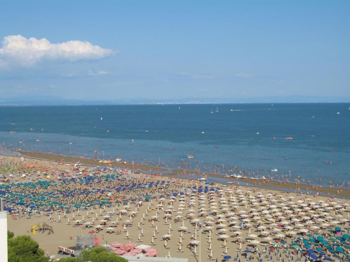 Apartment Parco Hemingway-4 By Interhome Lignano Sabbiadoro Ngoại thất bức ảnh