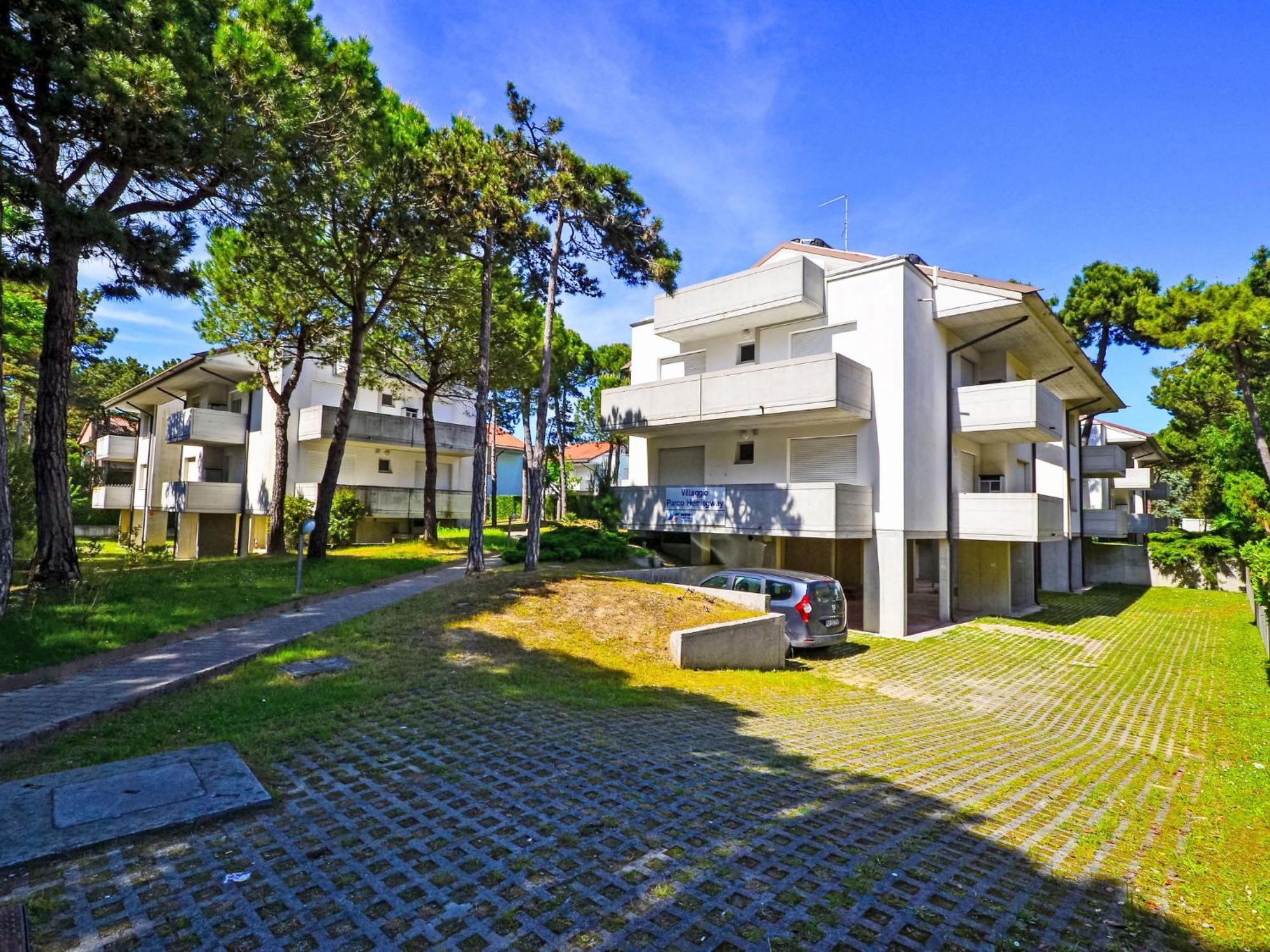 Apartment Parco Hemingway-4 By Interhome Lignano Sabbiadoro Ngoại thất bức ảnh